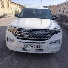 Ford Explorer 2021