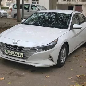 Hyundai Elantra 2021