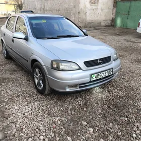 Opel Astra 2000