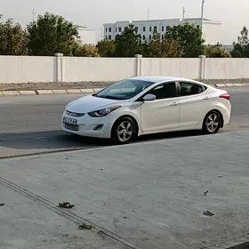 Hyundai Elantra 2011