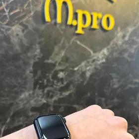 Apple Watch 7 black