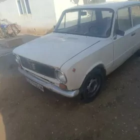 Lada 2104 1980