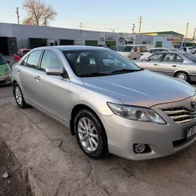 Toyota Camry 2010