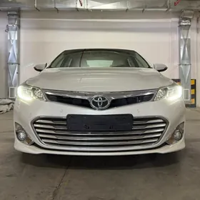 Toyota Avalon 2013