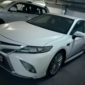 Toyota Camry 2018