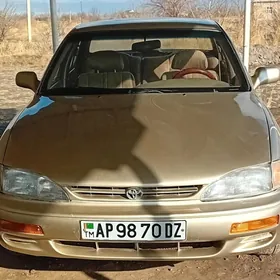 Toyota Camry 1992