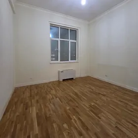 14 tapgyr 9 etaz 5 komnat