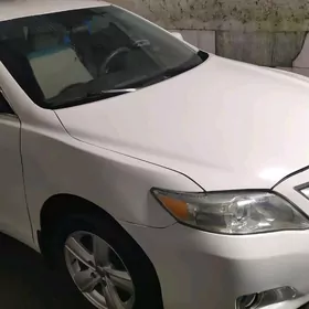 Toyota Camry 2011
