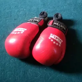 бокс,перчатки