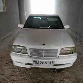 Mercedes-Benz C-Class 1994
