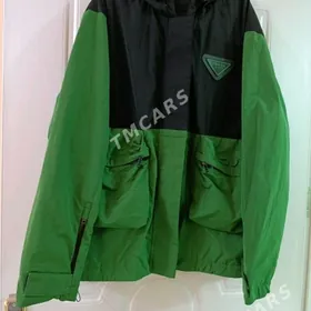 Ветровка Prada