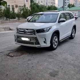 Toyota Highlander 2019