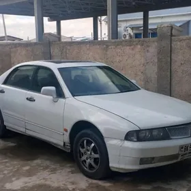 Mitsubishi Diamante 1996