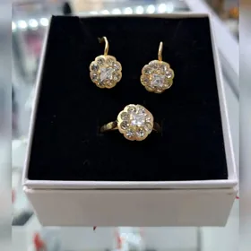 özbekden gelen komplekt