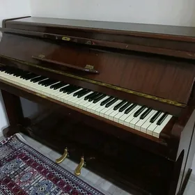 Pianino,,Rösler "