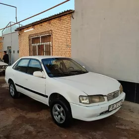 Toyota Corolla 1995