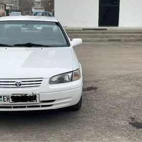 Toyota Camry 1999