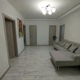 Mir 4 Yubileynaya 4 kom