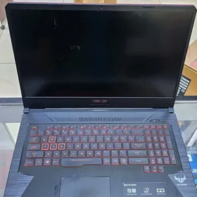 ASUS i7 8gen/8RAM/GTX1050