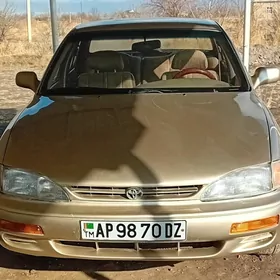 Toyota Camry 1992