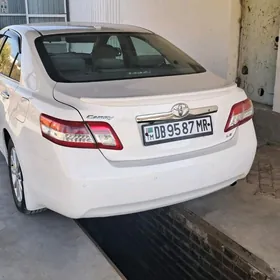 Toyota Camry 2010