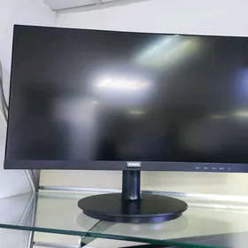 Monitor 21,5"