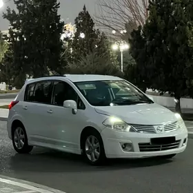 Nissan Versa 2010