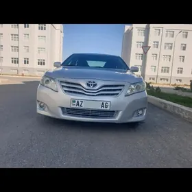 Toyota Camry 2011