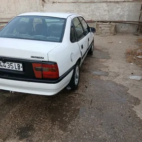 Opel Vectra 1990