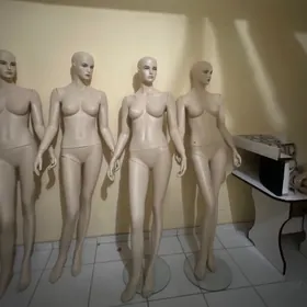 maneken atelye magazyn