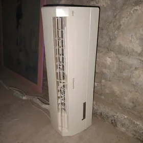 Split kansaner 12 lik