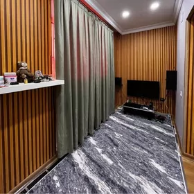 1 ЭТАЖ 1 КМНТ С РЕМОНТОМ