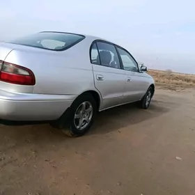 Toyota Corona 1995