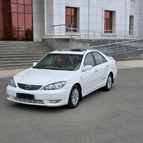 Toyota Camry 2005