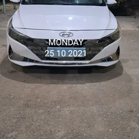 Hyundai Elantra 2021