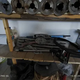 Авалон бампер пружина