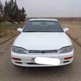 Toyota Camry 1992