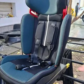 детское кресло в машину