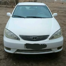 Toyota Camry 2004