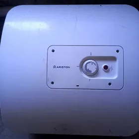 бойлер водонагреваиель Аристон