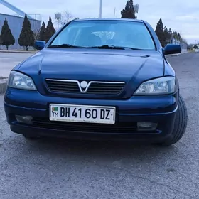 Opel Astra 2000