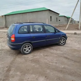 Opel Zafira 2002