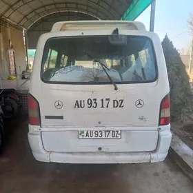 Mercedes-Benz Sprinter 2500 2003