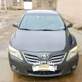Toyota Camry 2011