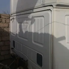 сидельный тягач ивеко