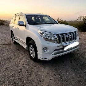 Toyota Land Cruiser Prado 2014