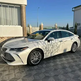 Toyota Avalon 2019