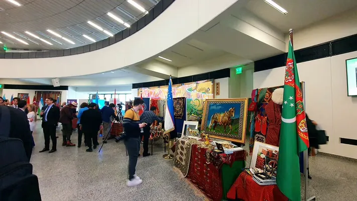 Wenada Türki döwletleriň guramasynyň hepdeliginiň çäklerinde türkmen medeniýetiniň sergisi geçirildi