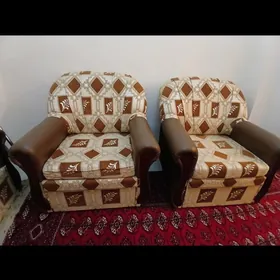 Диван и кресло