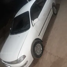 Toyota Carina 1995